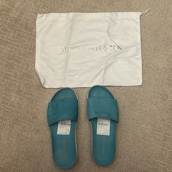 Stuart Weitzman Slides w/ Storage Bag - Picture 2 of 4